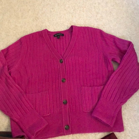 Banana Republic button down cardigan - Picture 2 of 16
